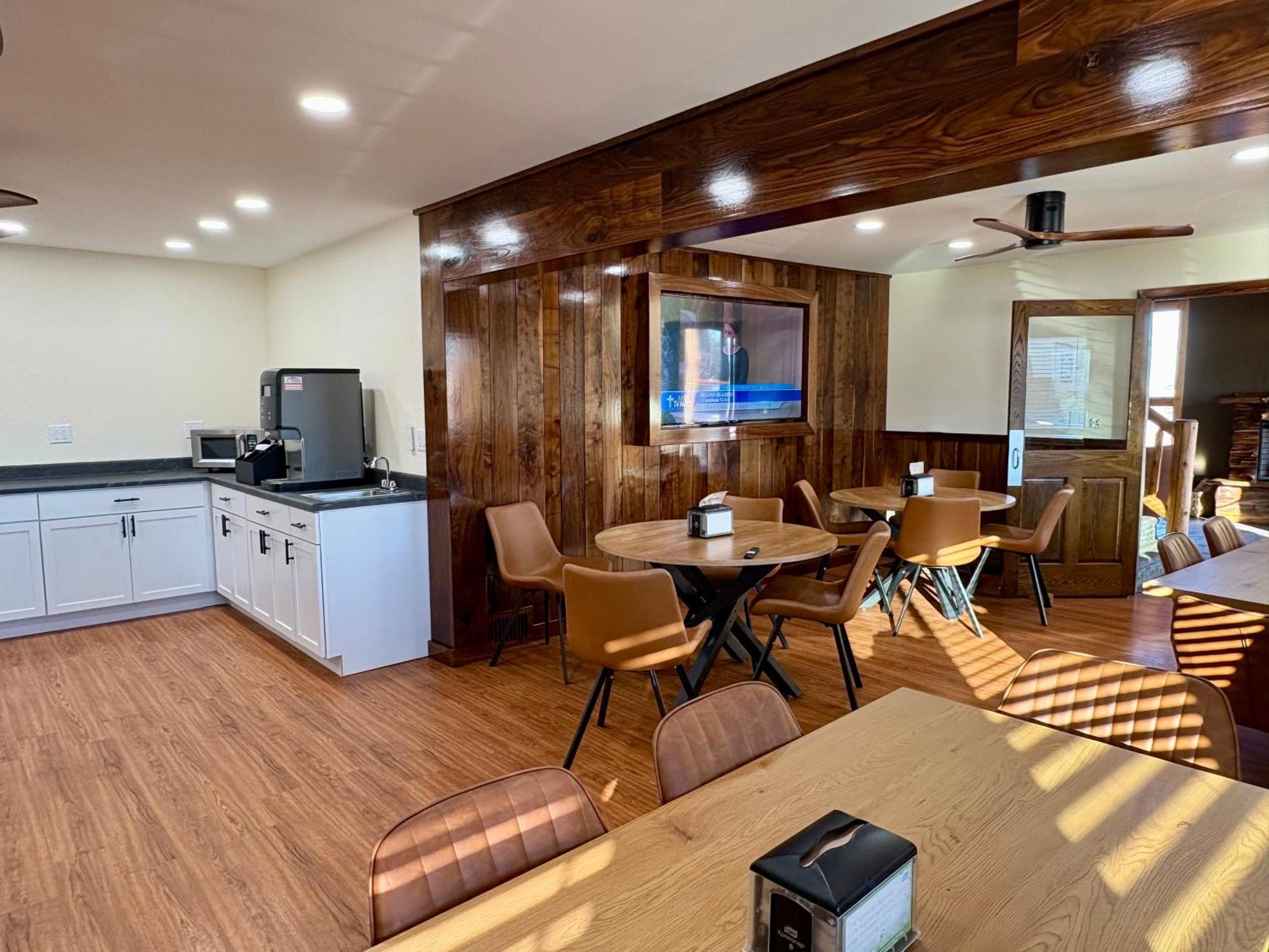 Americas Best Value Inn וול מראה חיצוני תמונה